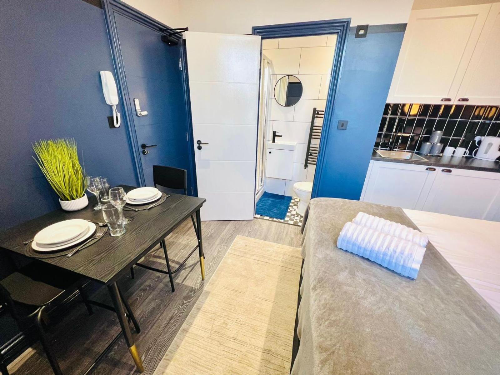 London 61 Central Studio, Ideal For Tourists High Recommend!!! Exterior foto